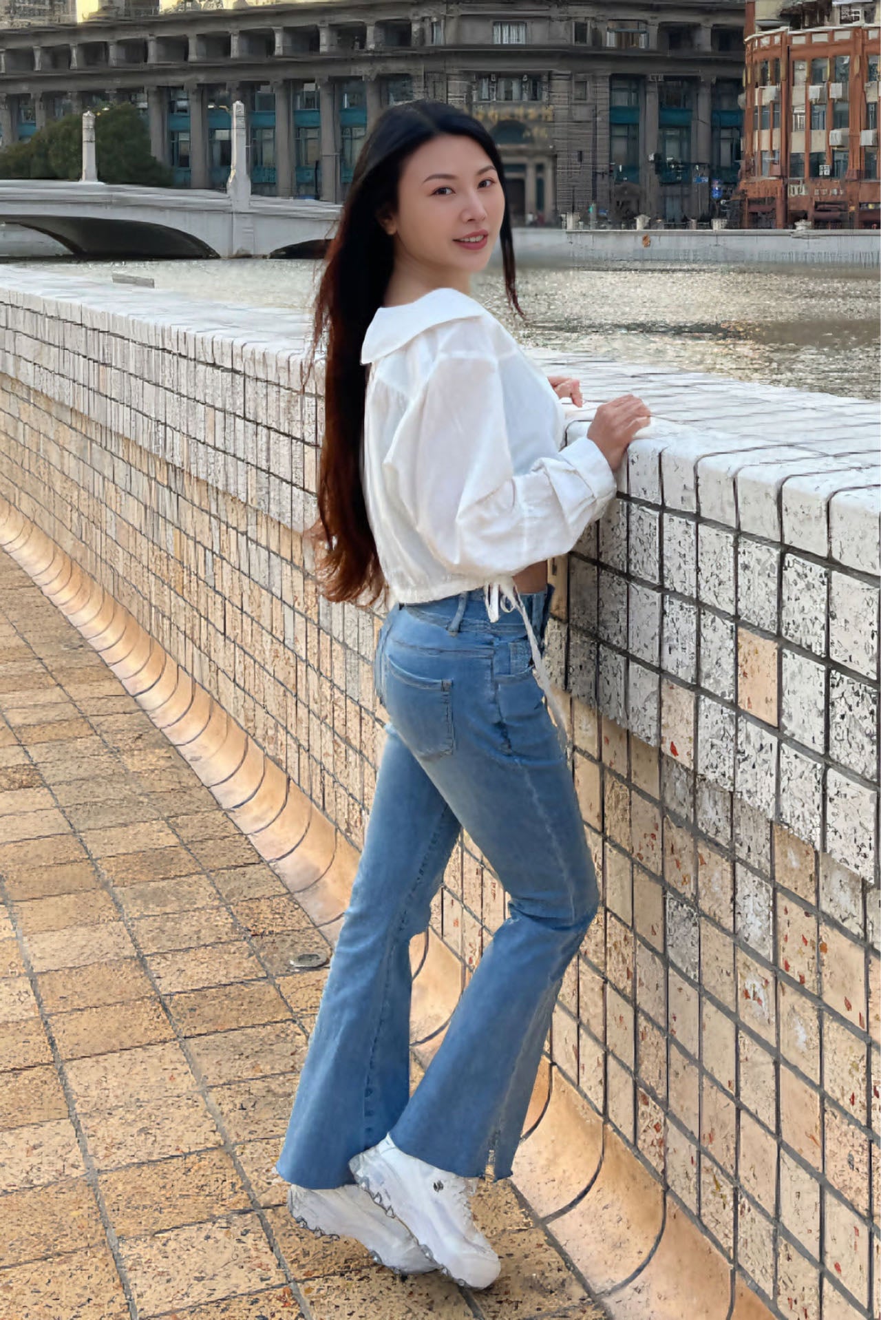 夏款牛仔微喇褲